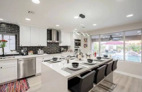 Paradise Valley Casa | CHIC 7BR/4Bath w/200k yard, Heated Pool, Arcade by Entertainment District-SC