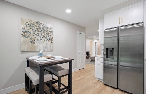 Clinton Township Condominio | Chic Cozy 1-bedroom condo with WiFi, AC in welcoming Clinton Township