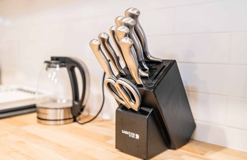 Glendora Casa | Chic Historic Route 66 Home - Ideal for Relaxation