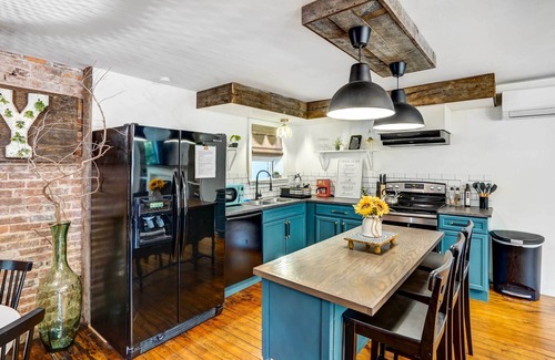 Troy Casa | Chic Troy Home Near Downtown, 9 Mi to Albany!