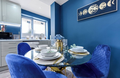 Peckham Rye Casa | Chic Urban Retreat: 3BR Gem in Vibrant Location