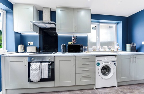 Peckham Rye Casa | Chic Urban Retreat: 3BR Gem in Vibrant Location