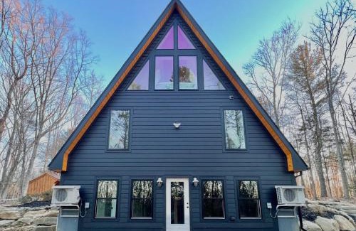 Freeport Casa | Chickadee A-Frame