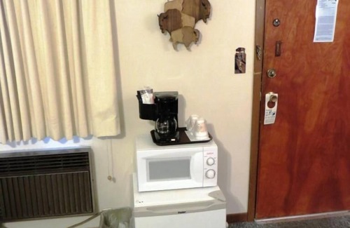 Custer Hotel | Chief Motel