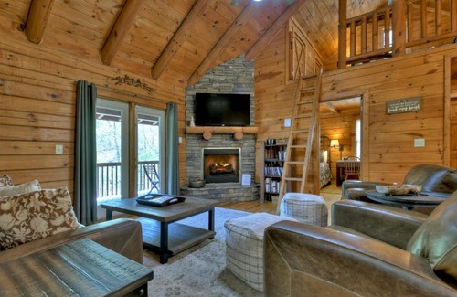 McCaysville Casa | Chimney Path On Fightingtown Creek - Cuddleup