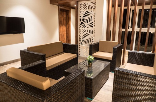 Swamimalai Hotel | Cholaa Dynasty - A Bergamont Hotel