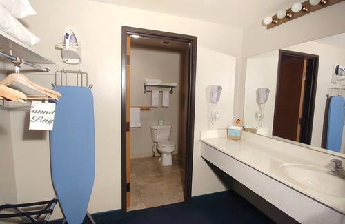 Bynum Hotel | Choteau Stage Stop Inn