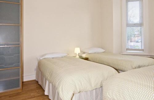 West Finchley Hotel | Chumleigh Lodge Hotel Ltd.