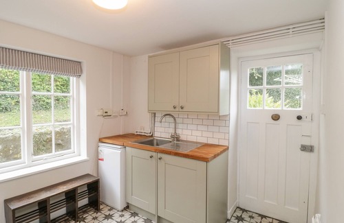 Swallowcliffe Cabaña | Vista de la iglesia, TISBURY