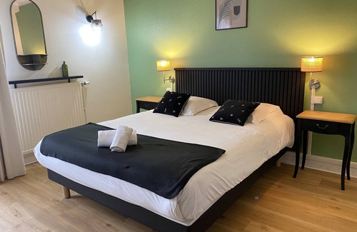 Landerneau Hotel | Citotel Le Clos Du Pontic