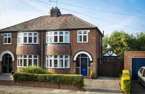 Heworth Casa | City Apartments - 4 Heworth Village - 3 bed house