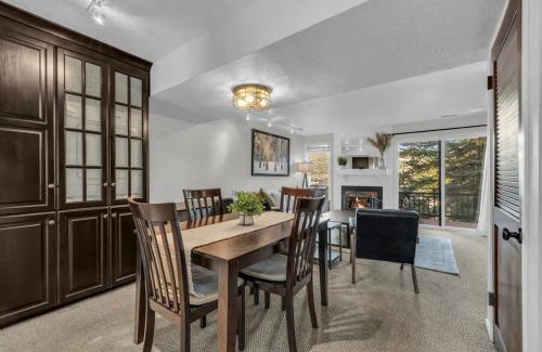 Downtown Park City Casa | City Center 2BDR, Ski In - Close to Lift