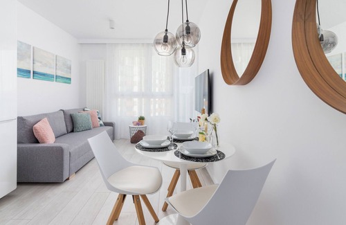 Grzegorzki Apartamento | City Centre Apartment by Renters