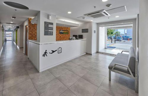 Municipio de Juárez Hotel | City Express Junior by Marriott Juarez Consulado