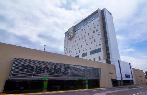 Tlalnepantla de Baz Hotel | City Express Plus by Marriott Ciudad de México Mundo E