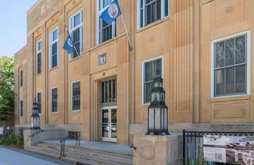 Downtown Apartamento | City Hall Vault