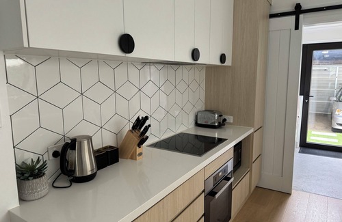 Adelaide Central Business District Casa | City Home Away From Home