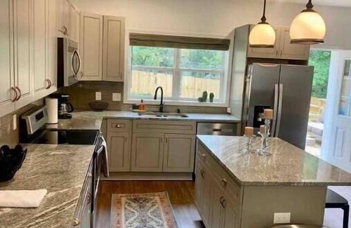 Hapeville Casa | City Oasis for Mid to Long Stays