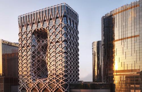 Cotai Hotel | City of Dreams - Morpheus