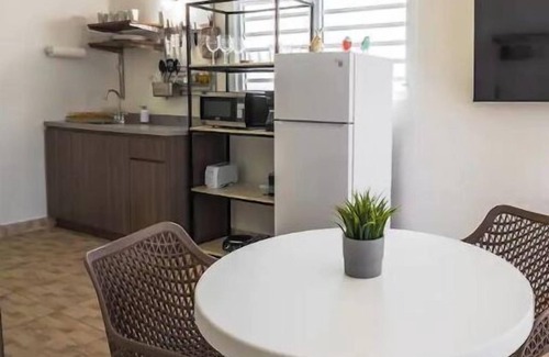 Pueblo Viejo Apartamento | City Park View - Cozy Studio