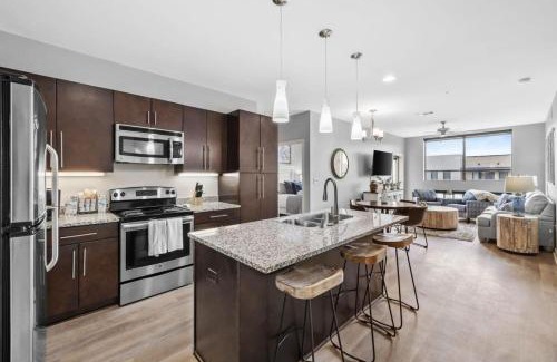 Rolling Mill Hill Casa | Cityview 402