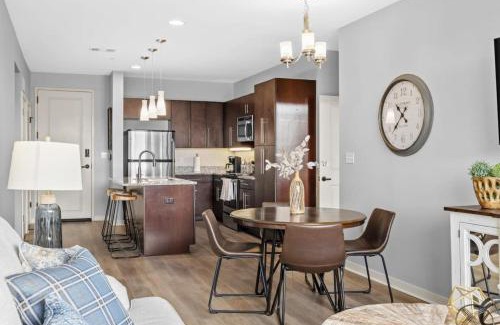 Rolling Mill Hill Casa | Cityview 402