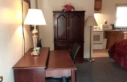 Frostburg Hotel | Clarysville Motel