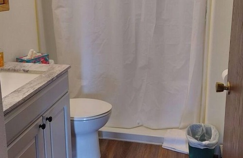 Devils Lake Condominio | Classic 2 Bedroom 4 XL Twin beds, 1 Bathroom Top Floor