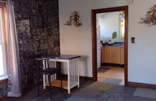 Northwoods Casa | Clean and Quiet 3-bedroom house for NON-Smokers only