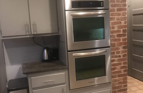 White Plains Casa | Clean and spacious home