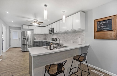 Marion Casa | Clean, comfortable home.