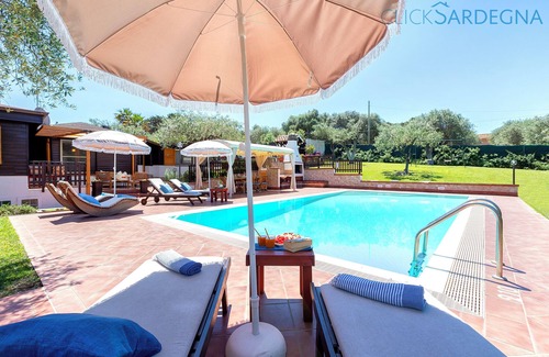 Alghero Villa | ClickSardegna Villa Angelica with pool and playhouse