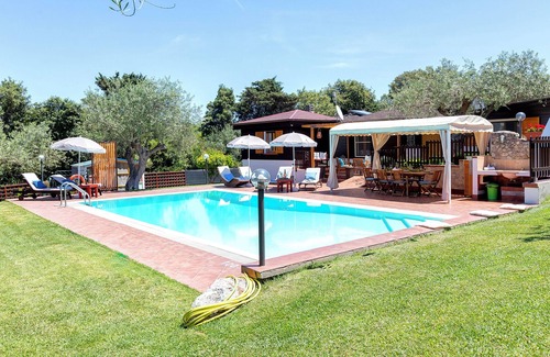 Alghero Villa | ClickSardegna Villa Angelica with pool and playhouse