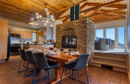 East Kootenay Casa | CLIFF CABIN Family Friendly|Hot Tub|Spectacular Views