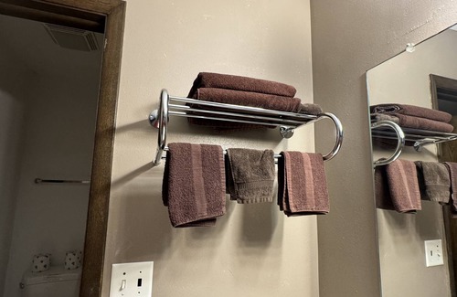 Clintonville Hotel | Clintonville Motel