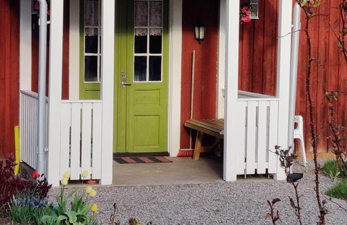 Kinda Municipality Cabaña | Cerca de Astrid Lingrens World y Zoo