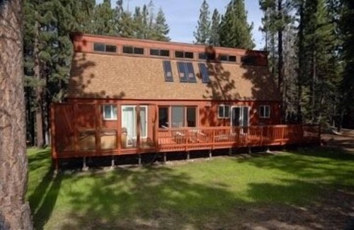 South Lake Tahoe Casa | ¡Cerca de todo, pero lejos de todo! Se aceptan mascotas Paradise Forrest Volver