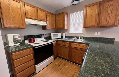 Pigeon Forge Cabaña | Close to Everything! Hot Tub Pool Bigfoot Bungalow