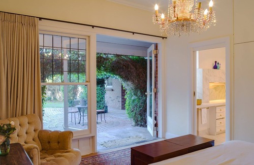 Red Hill Casa | Cloudland House and Cottage