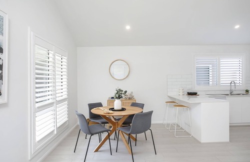 St. Georges Basin Casa | Clovelly - Pet friendly 3 bedroom home - Book 3 nights, pay for 2!