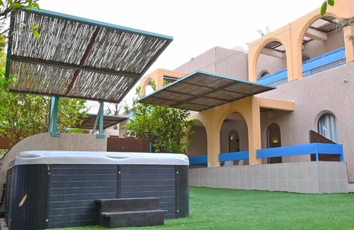 Eilat Apartamento | Club In Eilat Resort - Executive Deluxe Villa With Jacuzzi, Terrace & Parking