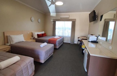 Narrabri Hotel | Club Motor Inn