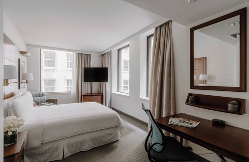 The Loop Hotel | Club Quarters Hotel, Central Loop, Chicago