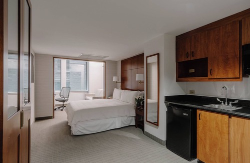 The Loop Hotel | Club Quarters Hotel, Central Loop, Chicago