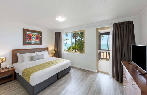 Nadi Hotel | Club Wyndham Denarau Island, Trademark Collection by Wyndham