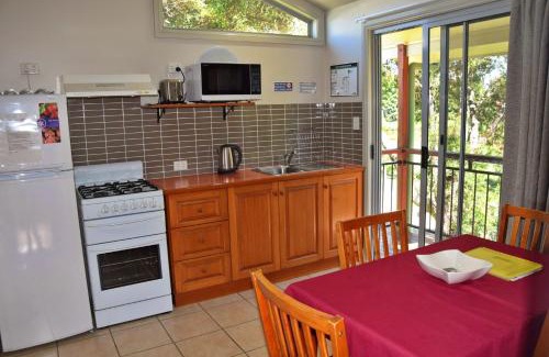 Rainbow Reach Casa | Coast and Country Cabin 3