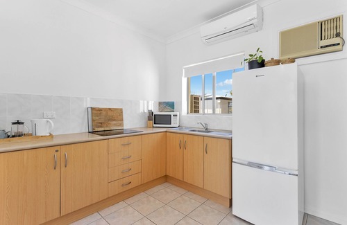 Port Noarlunga South Hotel | COAST motel and apartments