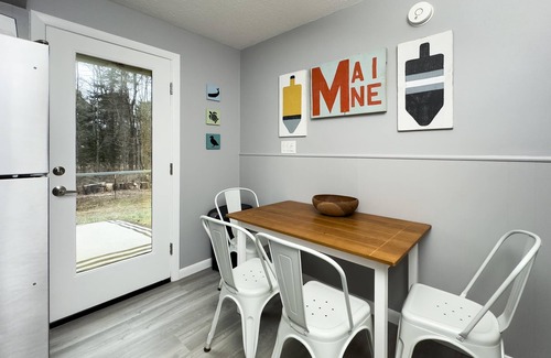 Freeport Casa | Coastal Freeport Flat - 5 minutes from town