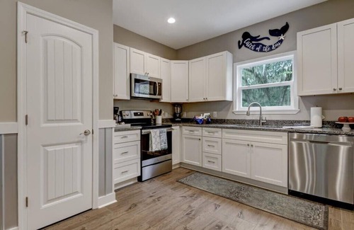 St. Marys Casa | ¡Mejoran las aletas de pesca al lado derecho de alquiler o ambos!