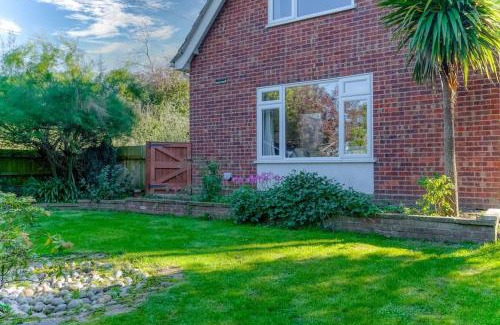 East Runton Casa | Coastal House Near Surfing Beach - East Runton Crabpot Cottages